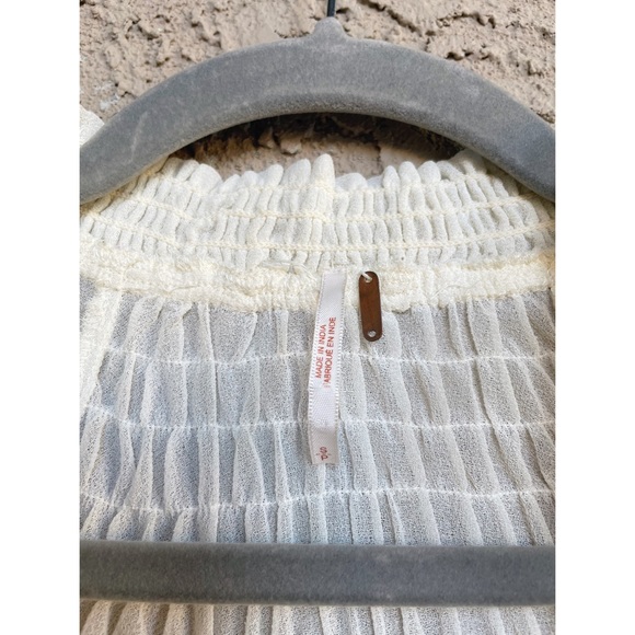 FREE PEOPLE Sheer Cream Metallic Gold Clip Dot Smocked Oversized Tunic Blouse - Picture 16 of 17